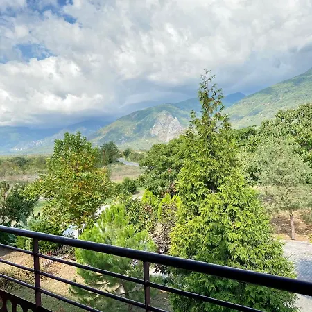 Gea Kaimaktsalan & Hotel 3*