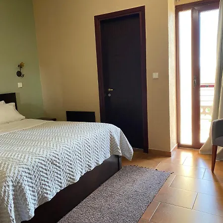 Gea Kaimaktsalan & Hotel