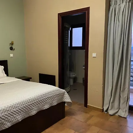 Gea Kaimaktsalan & Hotel