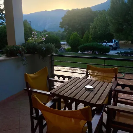 Gea Kaimaktsalan & Hotel