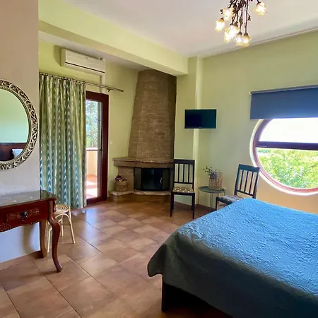 Gea Kaimaktsalan & Hotel