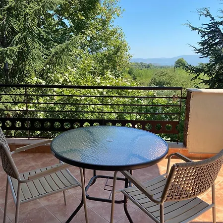 Gea Kaimaktsalan & Hotel 3*