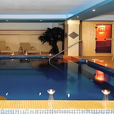 Gea Kaimaktsalan & Hotel Loutraki (Pella)