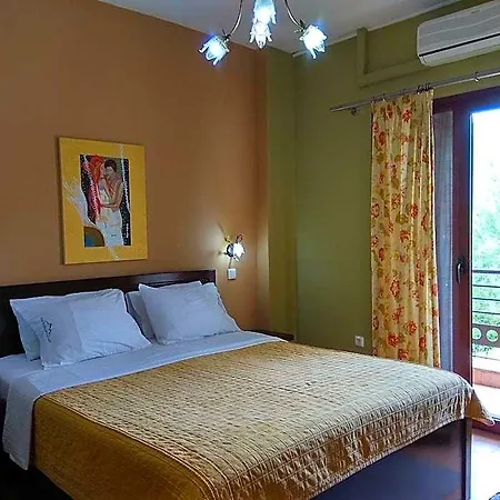 Gea Kaimaktsalan & 3* Loutraki (Pella)