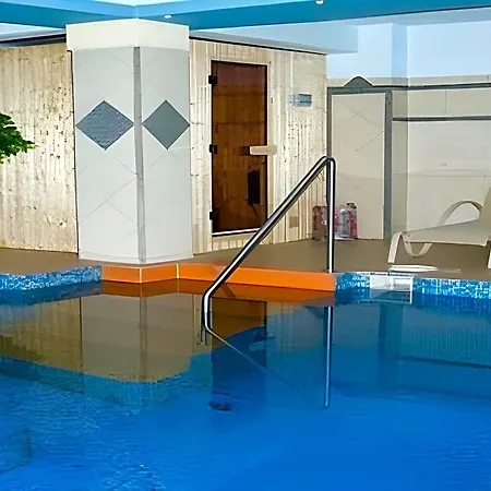 Gea Kaimaktsalan & Hotel Loutraki (Pella)