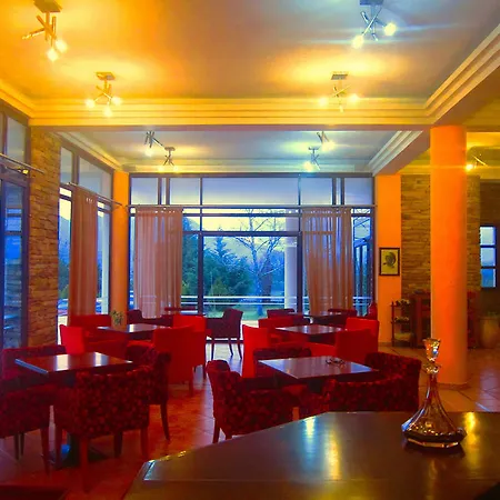 Gea Kaimaktsalan & Hotel 3*