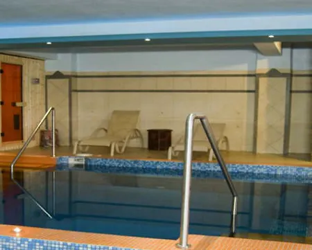 Gea Kaimaktsalan & Hotel 3*