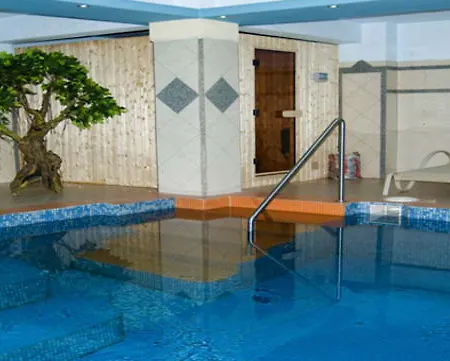 Gea Kaimaktsalan & 3* Loutraki (Pella)