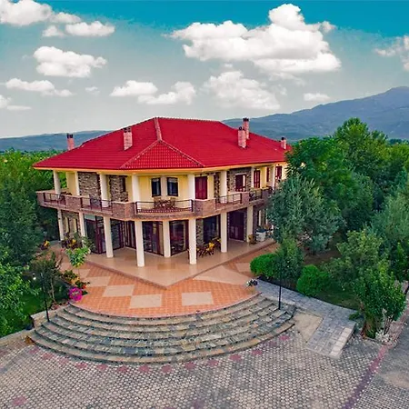 Gea Kaimaktsalan & Hotel 3*