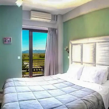 Gea Kaimaktsalan & מלון 3*