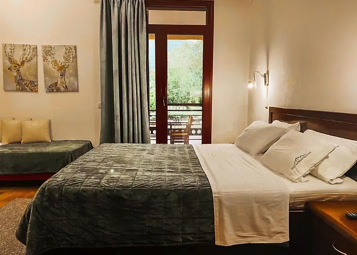 Gea Kaimaktsalan & Káto Loutrákion