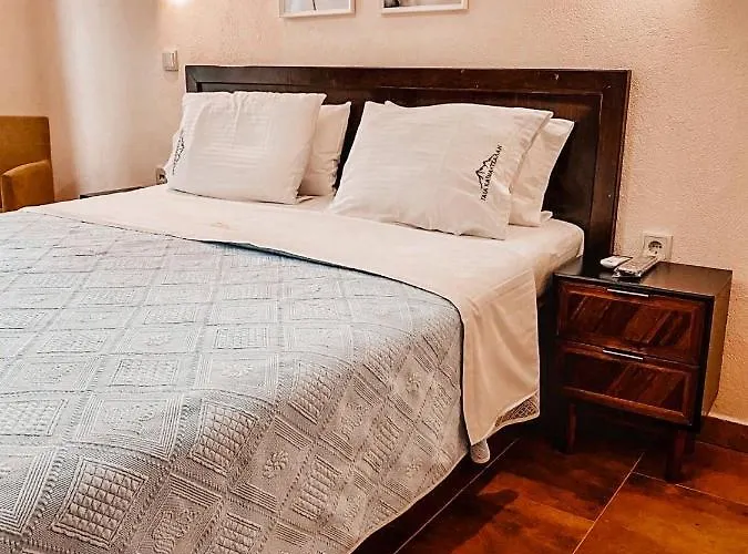 Gea Kaimaktsalan & Káto Loutrákion