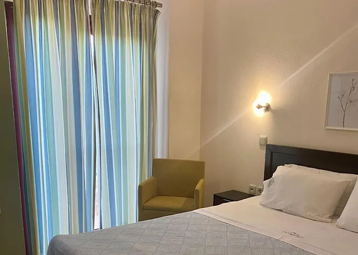 Gea Kaimaktsalan & Hotel 3*