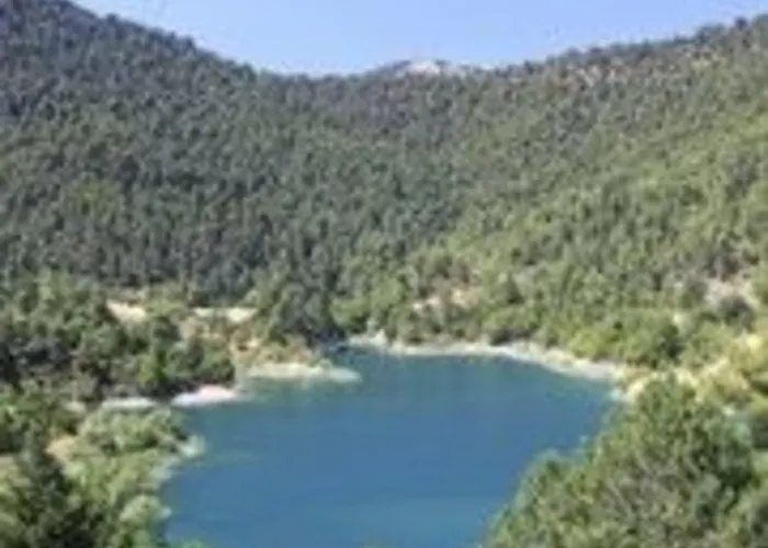 Ξενοδοχείο Gea Kaimaktsalan & Káto Loutrákion