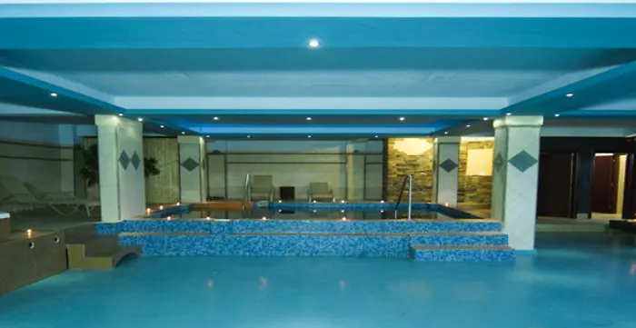 Gea Kaimaktsalan & Ξενοδοχείο Káto Loutrákion