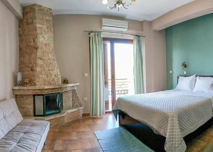 Gea Kaimaktsalan & Hotel Káto Loutrákion